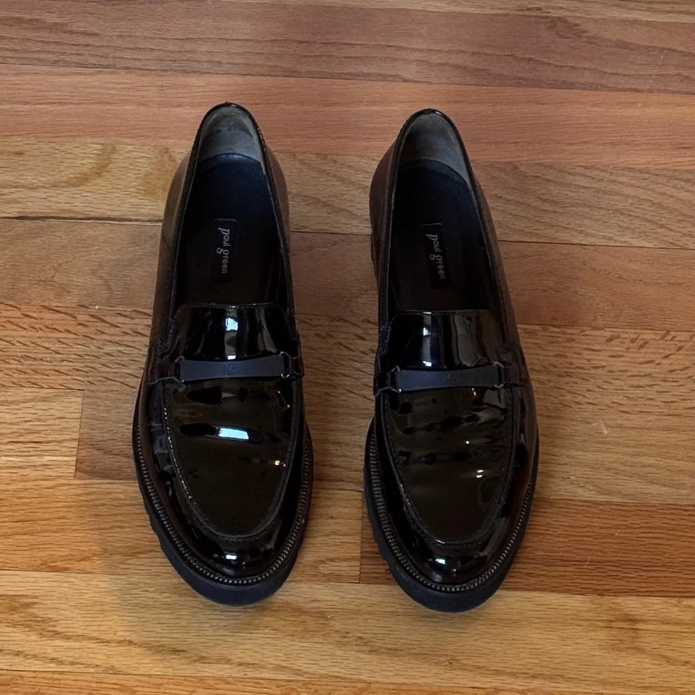 Paul Green  Men’s  Patent Leather Loafer Oxford Size 6 1/2‎